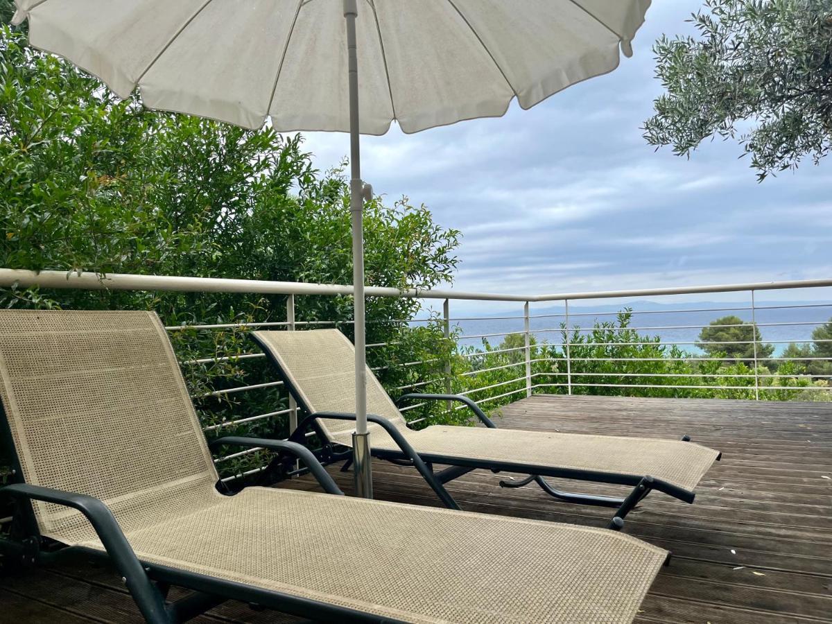 The Beach House - Apartments & Studios (Adults Only) أفيتوس المظهر الخارجي الصورة