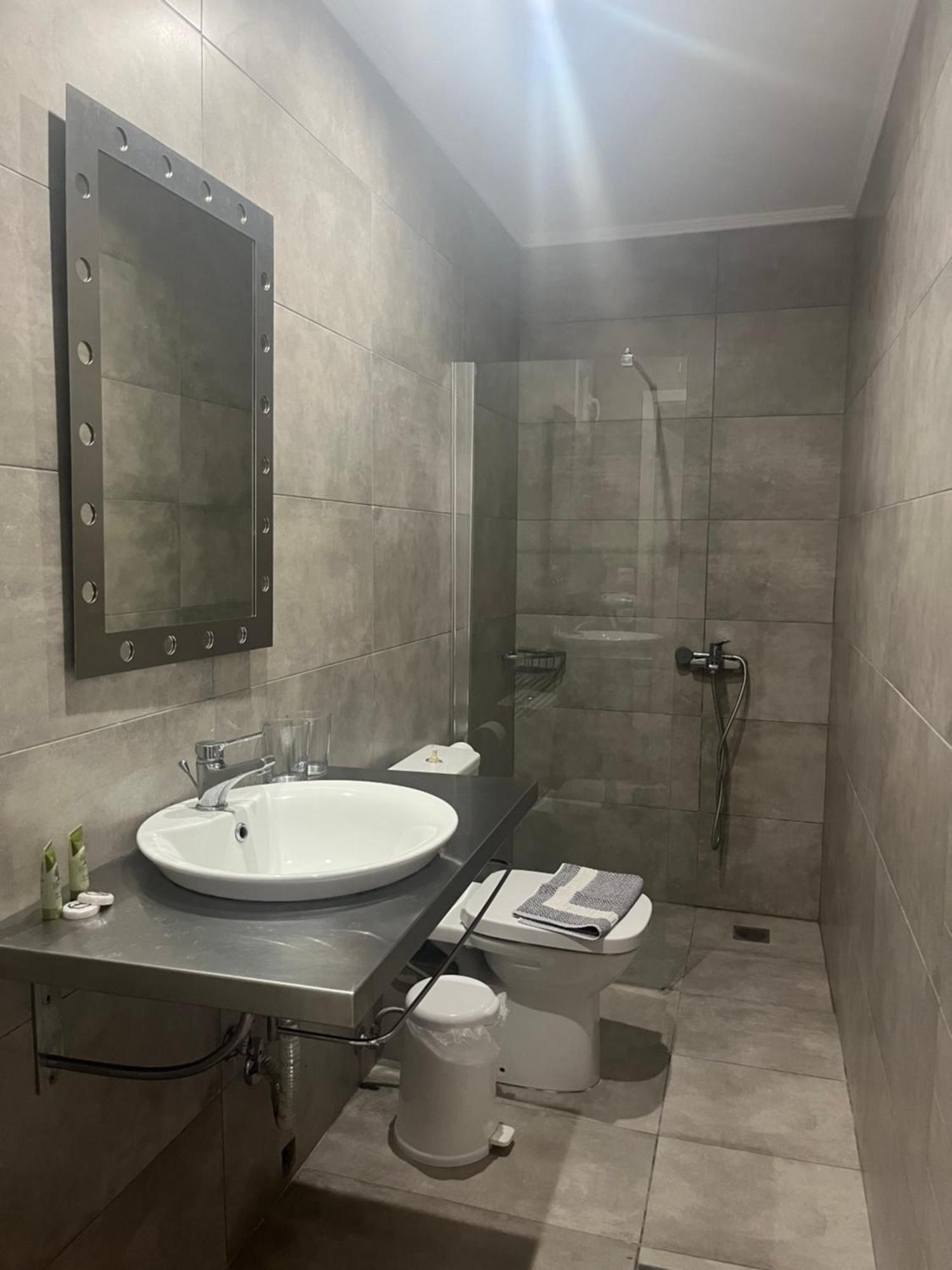 The Beach House - Apartments & Studios (Adults Only) أفيتوس المظهر الخارجي الصورة