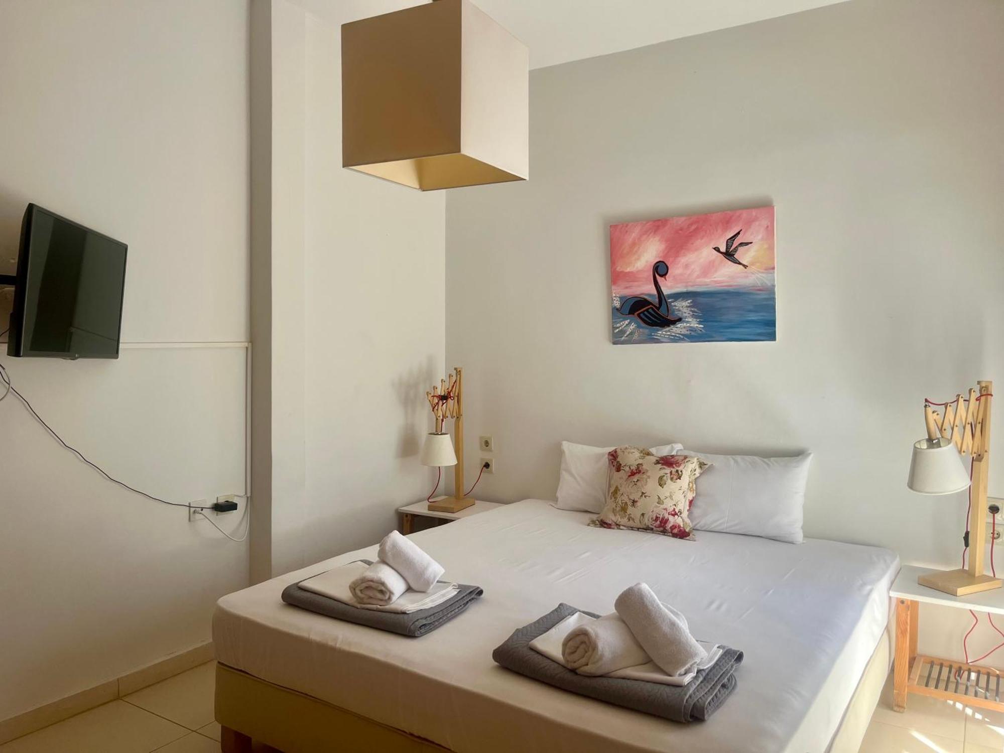 The Beach House - Apartments & Studios (Adults Only) أفيتوس المظهر الخارجي الصورة