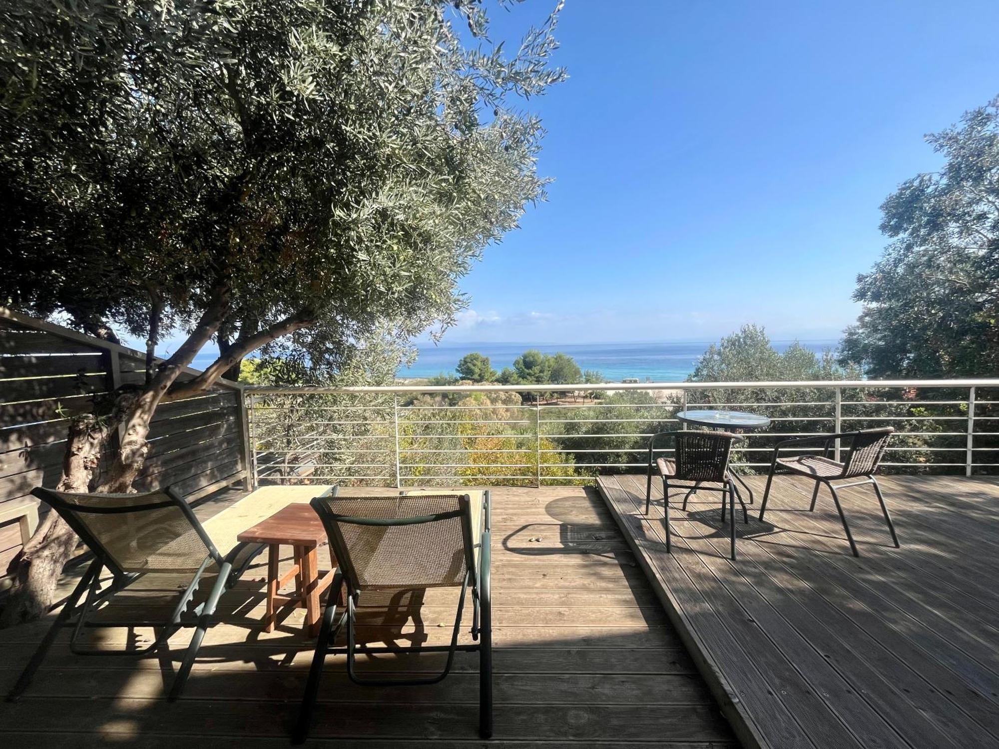 The Beach House - Apartments & Studios (Adults Only) أفيتوس المظهر الخارجي الصورة