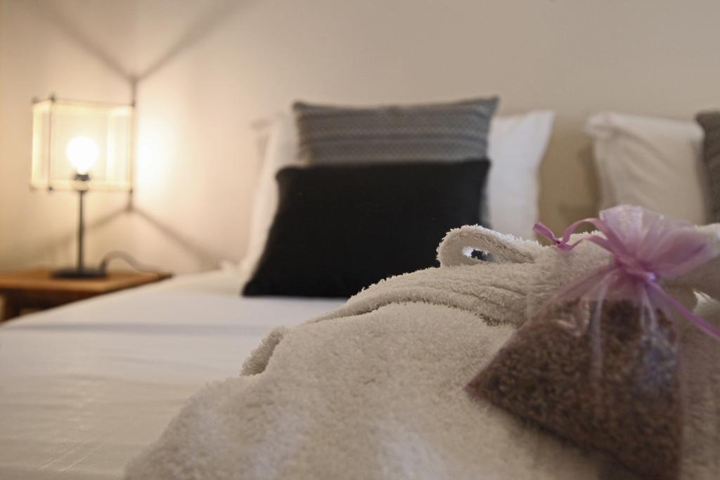 The Beach House - Apartments & Studios (Adults Only) أفيتوس المظهر الخارجي الصورة